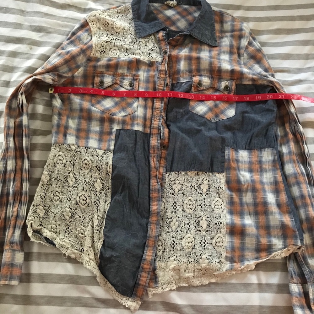 Button up distressed top with lace detail